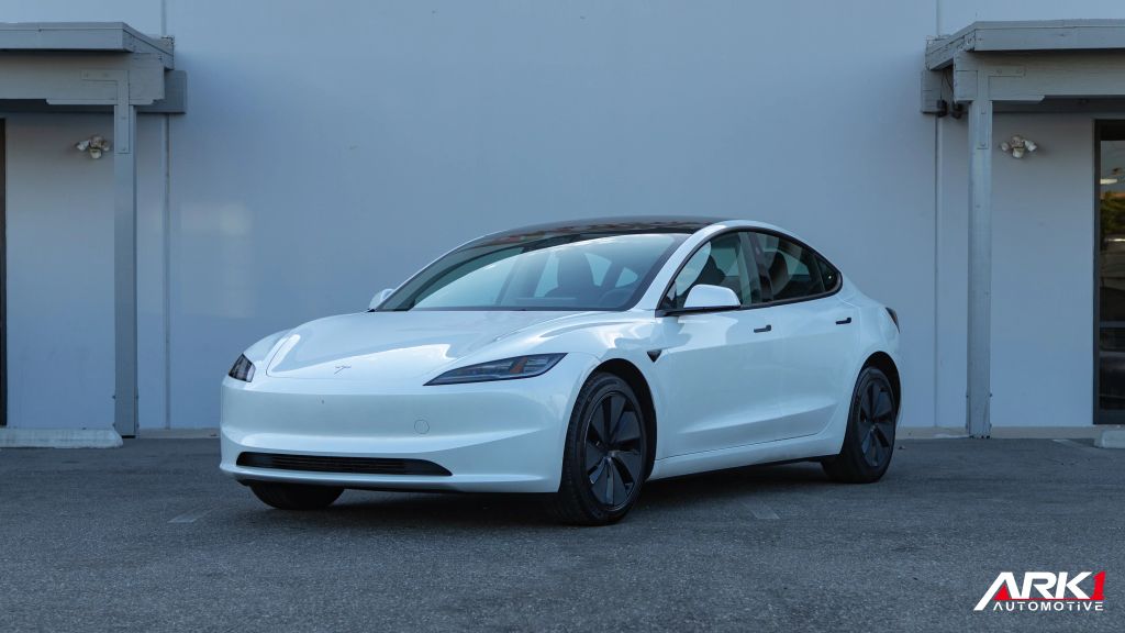 tesla model 3 2025 5YJ3E1EA0SF008366 image tesla model 3 2025 5YJ3E1EA0SF008366 image